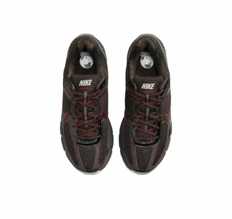 Zoom Vomero 5 SP Nike