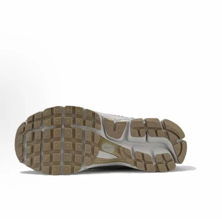 Zoom Vomero 5 SP Nike
