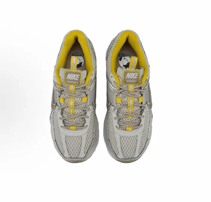 Zoom Vomero 5 SP Nike