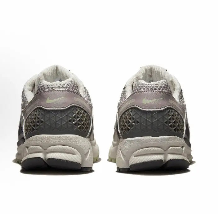 Zoom Vomero 5 SP (Copy) Nike