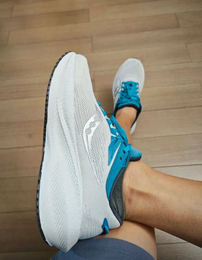 Triumph 21 Saucony