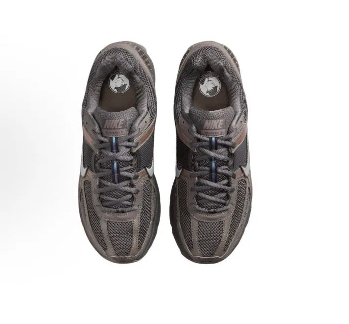 Zoom Vomero 5 SP Nike