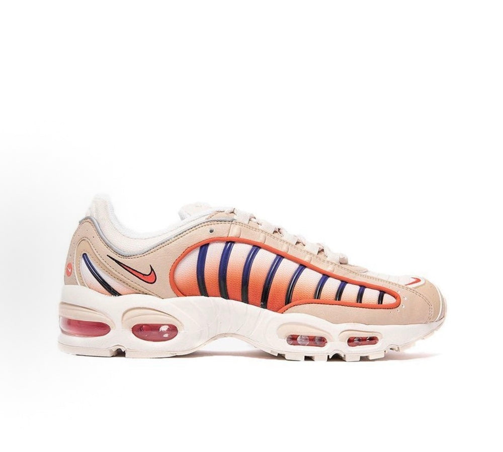 Nike Air Max Tailwind 4
