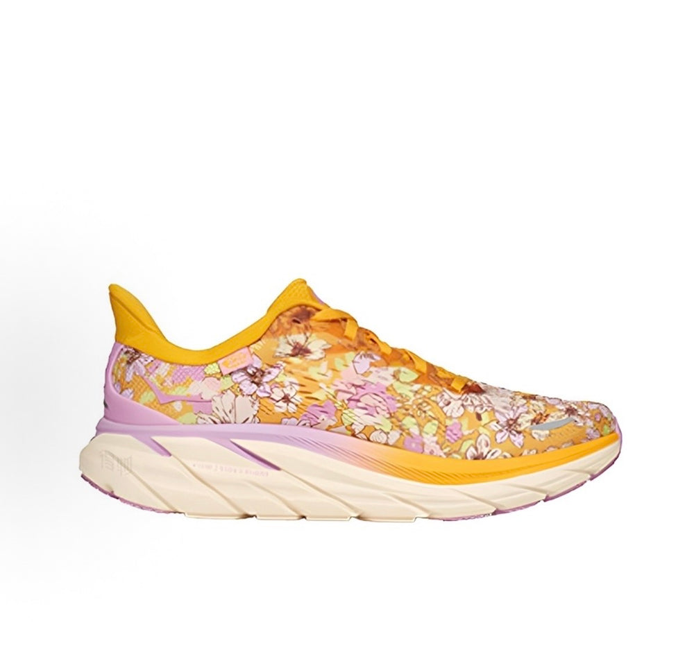 Hoka Clifton 8 x Free People Movement