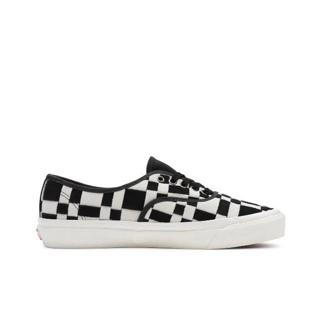 Woven Checkerboard Authentic 44 DX Vans