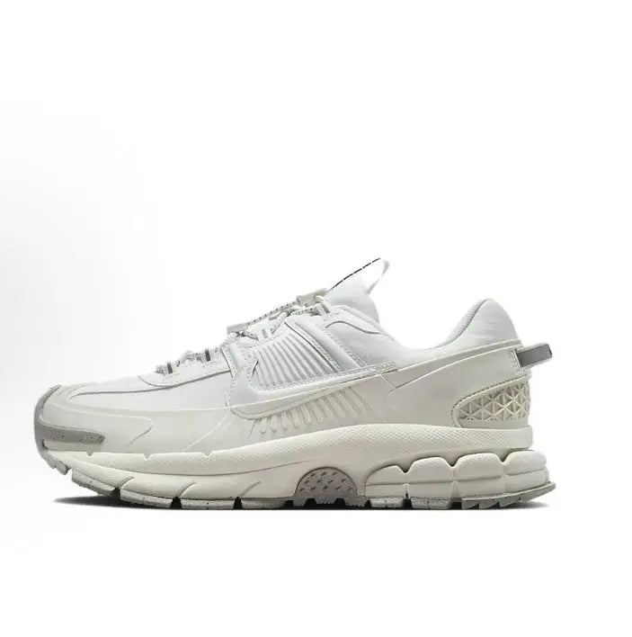 Zoom Vomero 5 Roam | Trainers | Nike