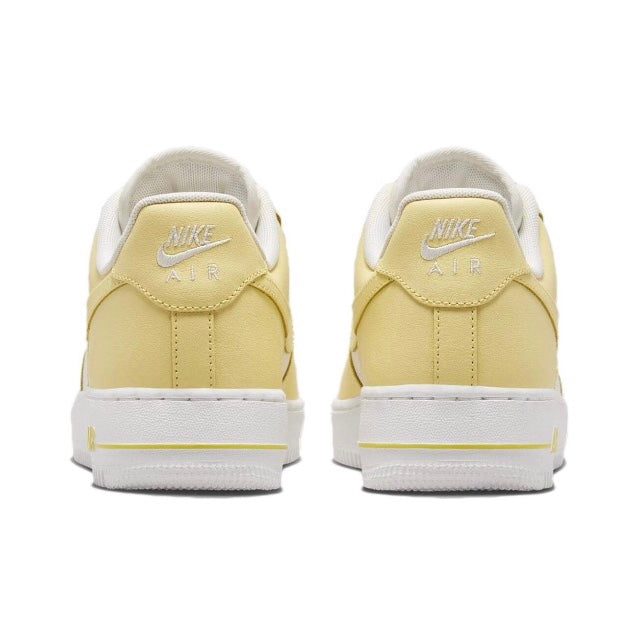 Air Force 1 '07 Low Yellow Nike