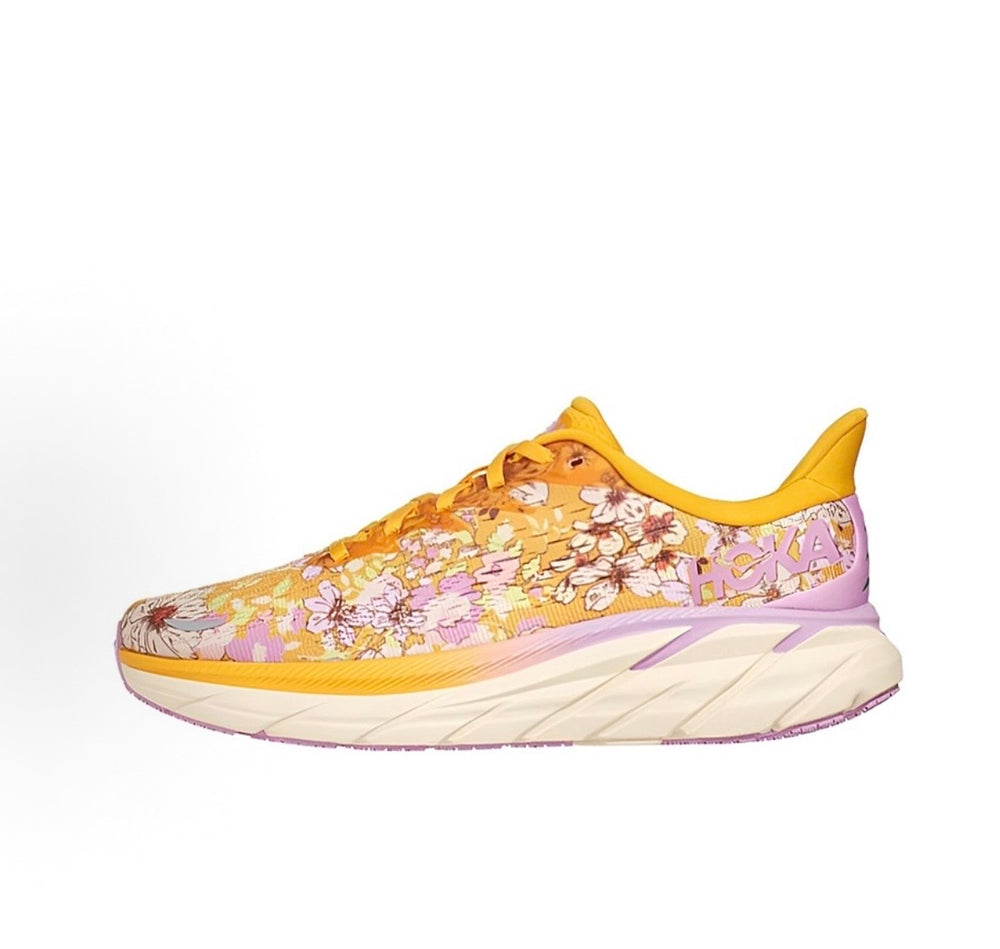 Hoka Clifton 8 x Free People Movement