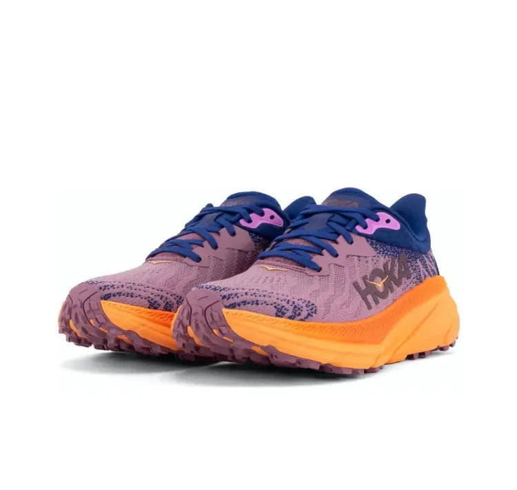 Challenger  7 HOKA