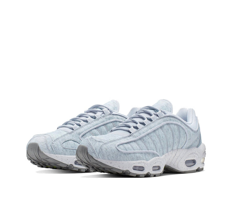 Air Max Tailwind 4