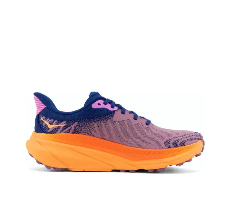 Challenger  7 HOKA